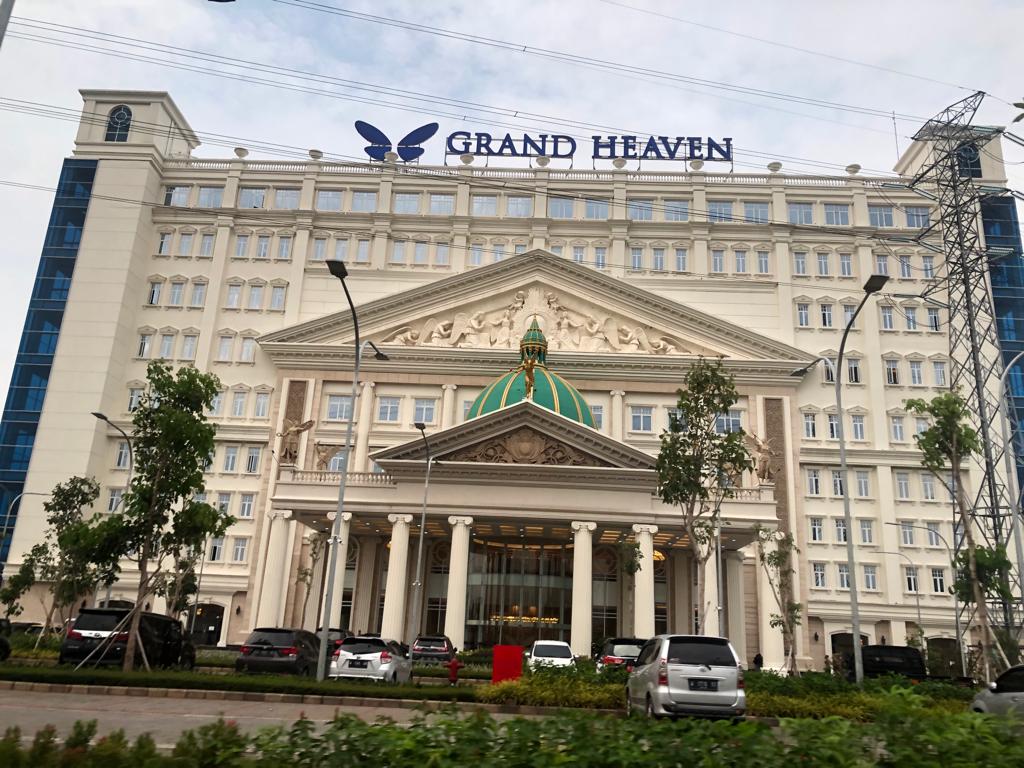 Hotel grand heaven